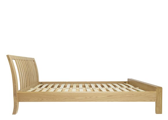 Bosco-bedroom--1361--kingsize-bed--cutoutSide--1--CM