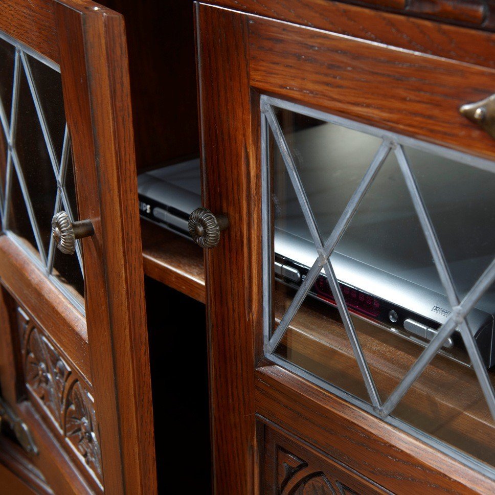oc_2440_tv_cabinet_details_2_3square