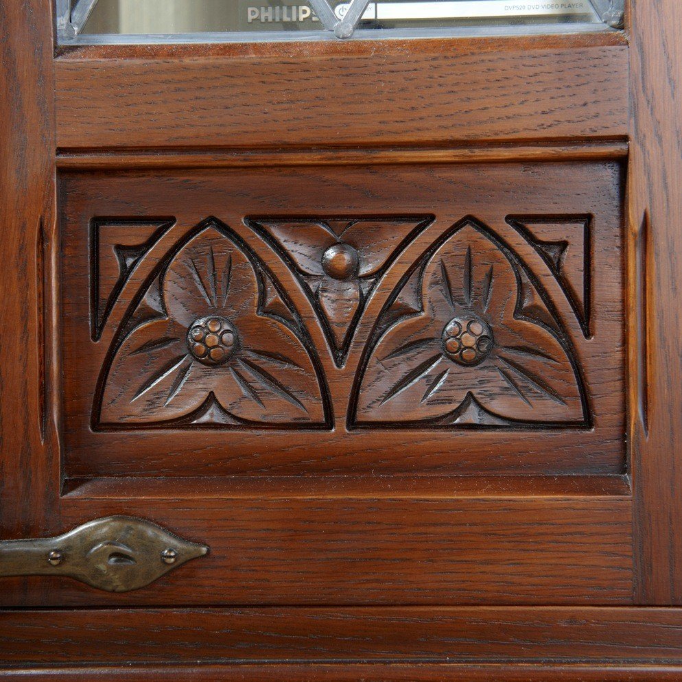 oc_2440_tv_cabinet_details_3_3square