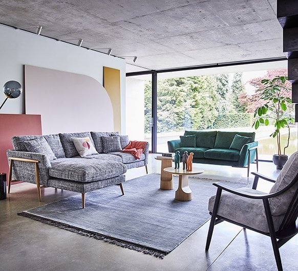 Forli--4330_3--medium-sofa--galleryLifestyle-01--CM-Oak