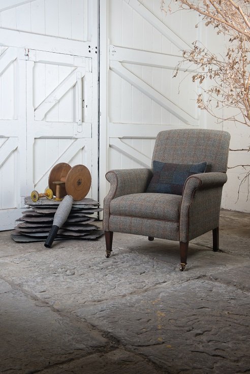 Bowmore-Chair-Re-sized