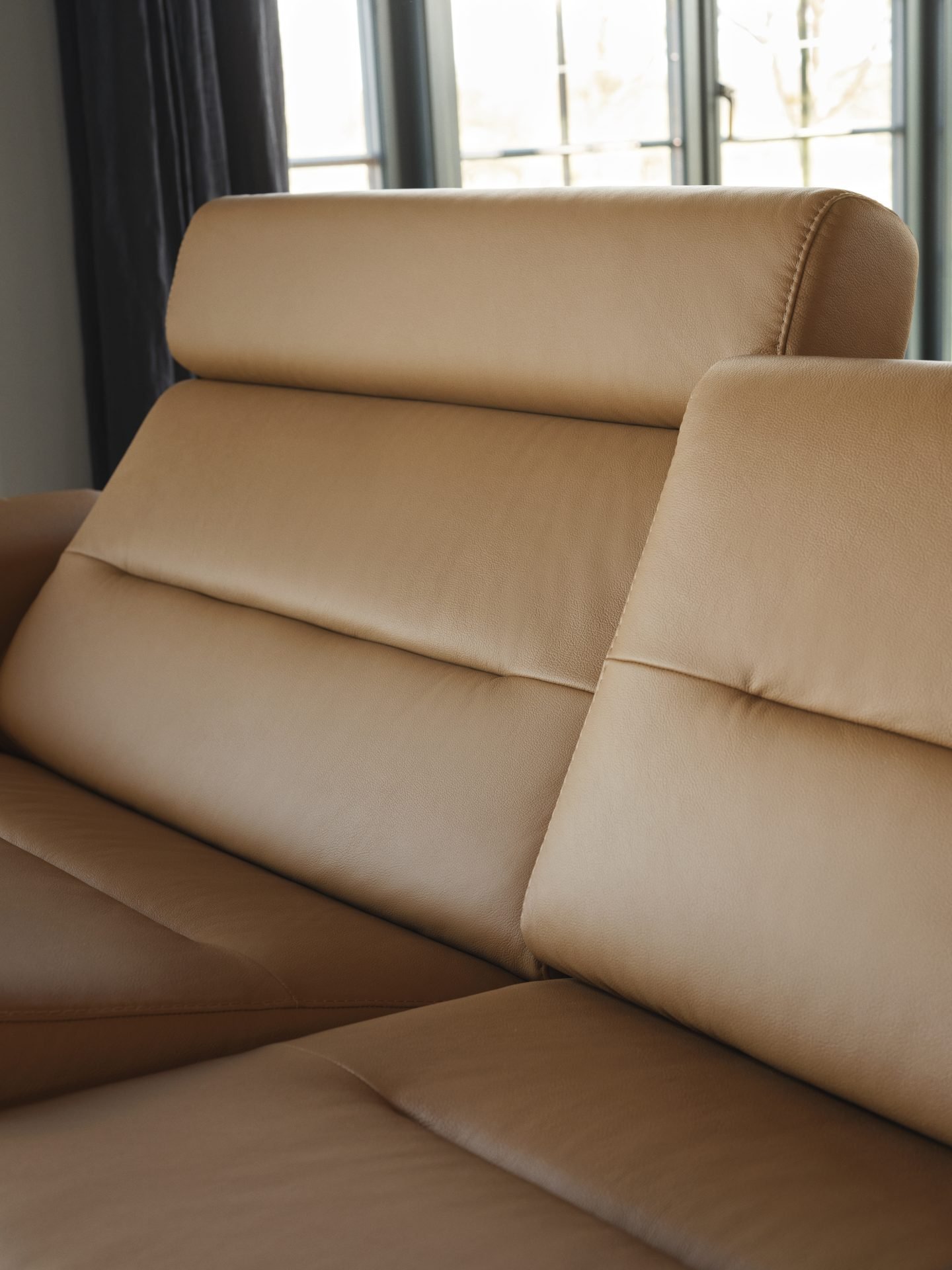 Stressless Stella Wood 2s Pal New Cognac Oak function