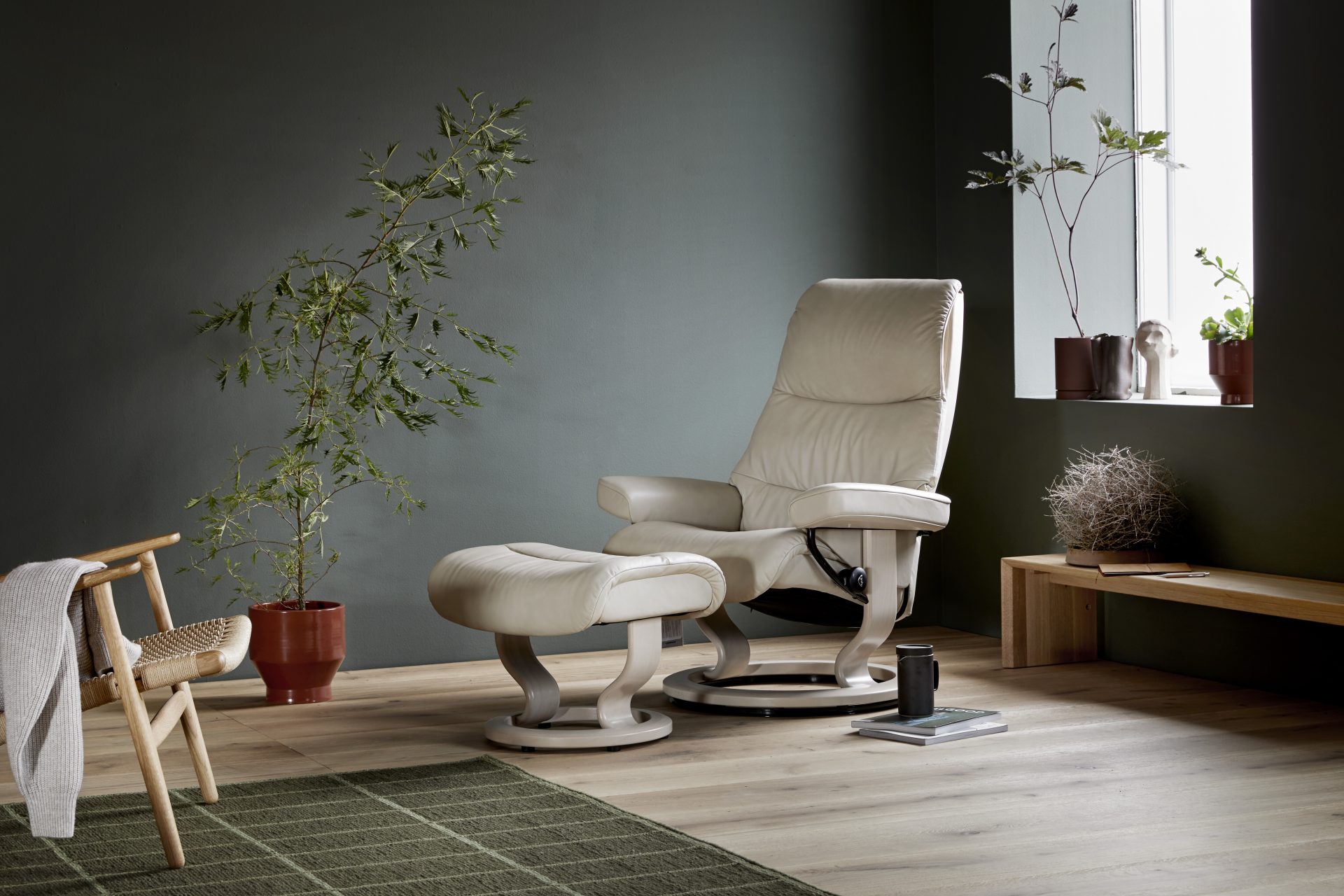 Stressless View_classic_ paloma fog_whitewash_model A