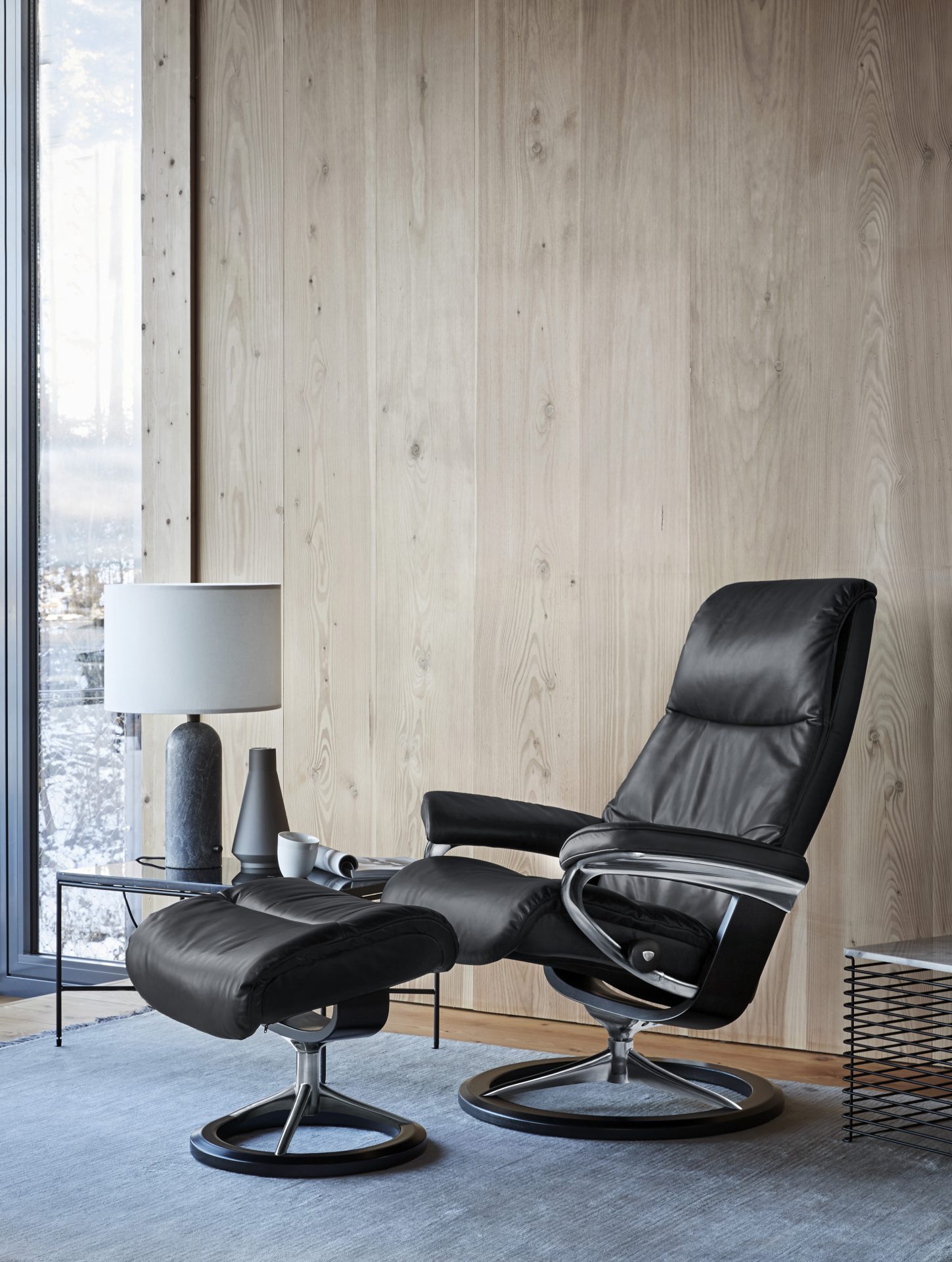 Stressless_View_Sign_Paloma_Black_Black_chrome