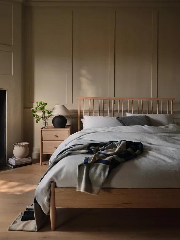 Winslow--4171-4170--kingsize-bedstead--galleryLifestyle-1--DM